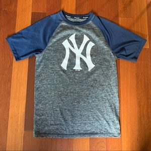 New York Yankees short sleeved athletic shirt by Fanatics, small, S, blue & grey